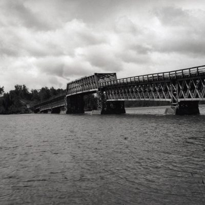 Construction du pont à Moffet, en 1941