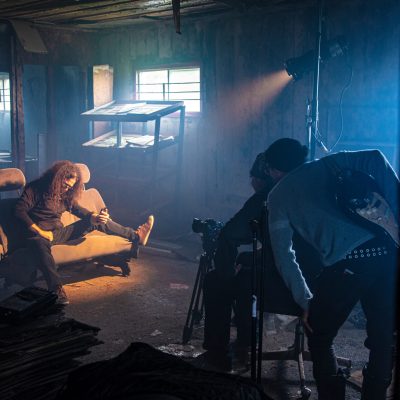 En tournage pour le clip de l'extrait Douchebag