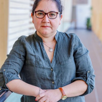 La professeure Carol Castro