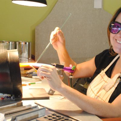 Mimi Cummins au travail