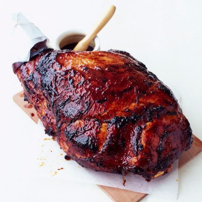 Fesse de jambon rôtie - sirop d'érable aux épices