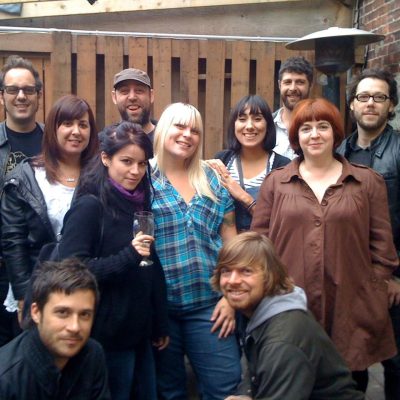 Laisser la place à son équipe : jean-christian aubry (avec la casquette) et la bande de bonsound.