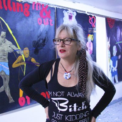 Martine Savard dans son atelier