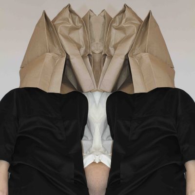 Les Strange strangers