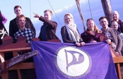 Birgitta Jonsdottir est une poétesse, peintre et la présidente du parti Pirate islandais.